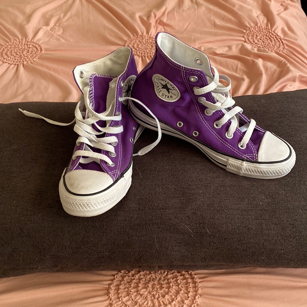 Purple High Top Converse, Chuck Taylor, 7